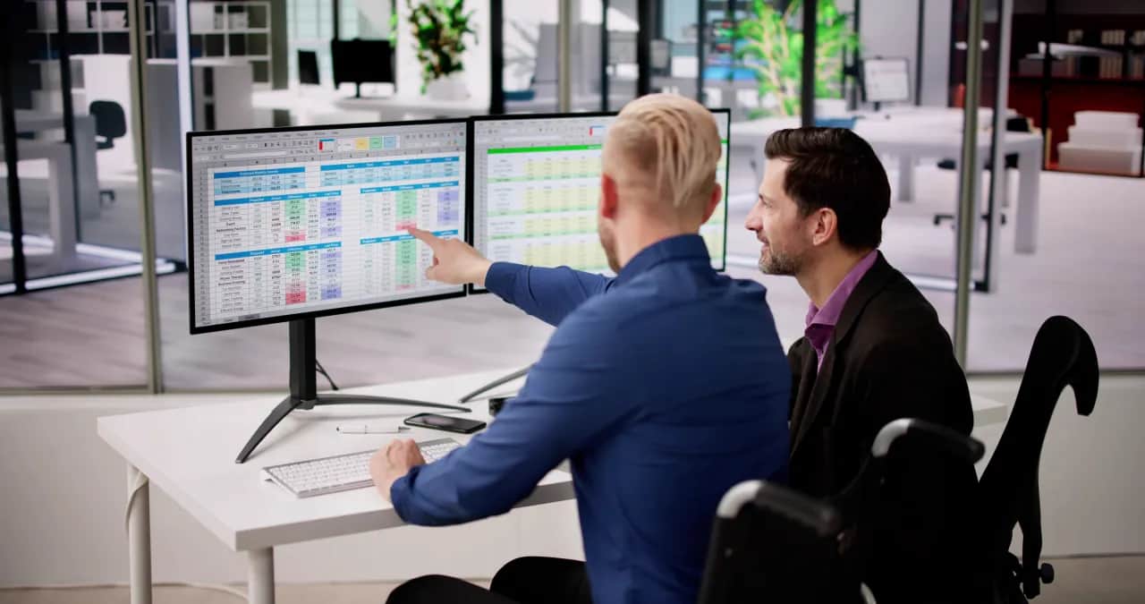 Czy doradca podatkowy to prawnik? Odkryj kluczowe różnice i fakty