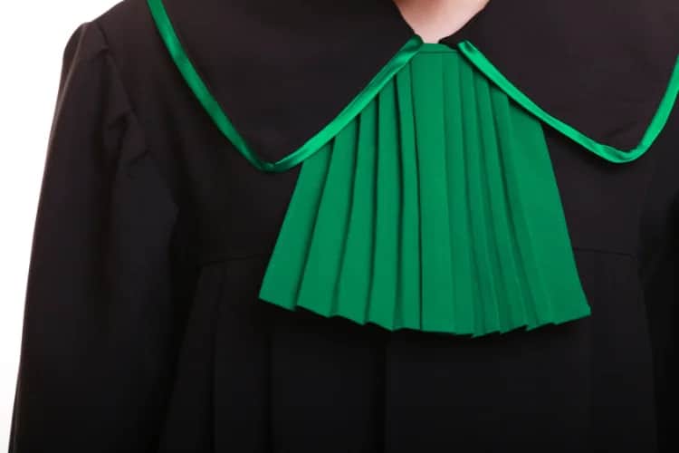 Czy prawnik może być karany? Konsekwencje skazania dla adwokatów